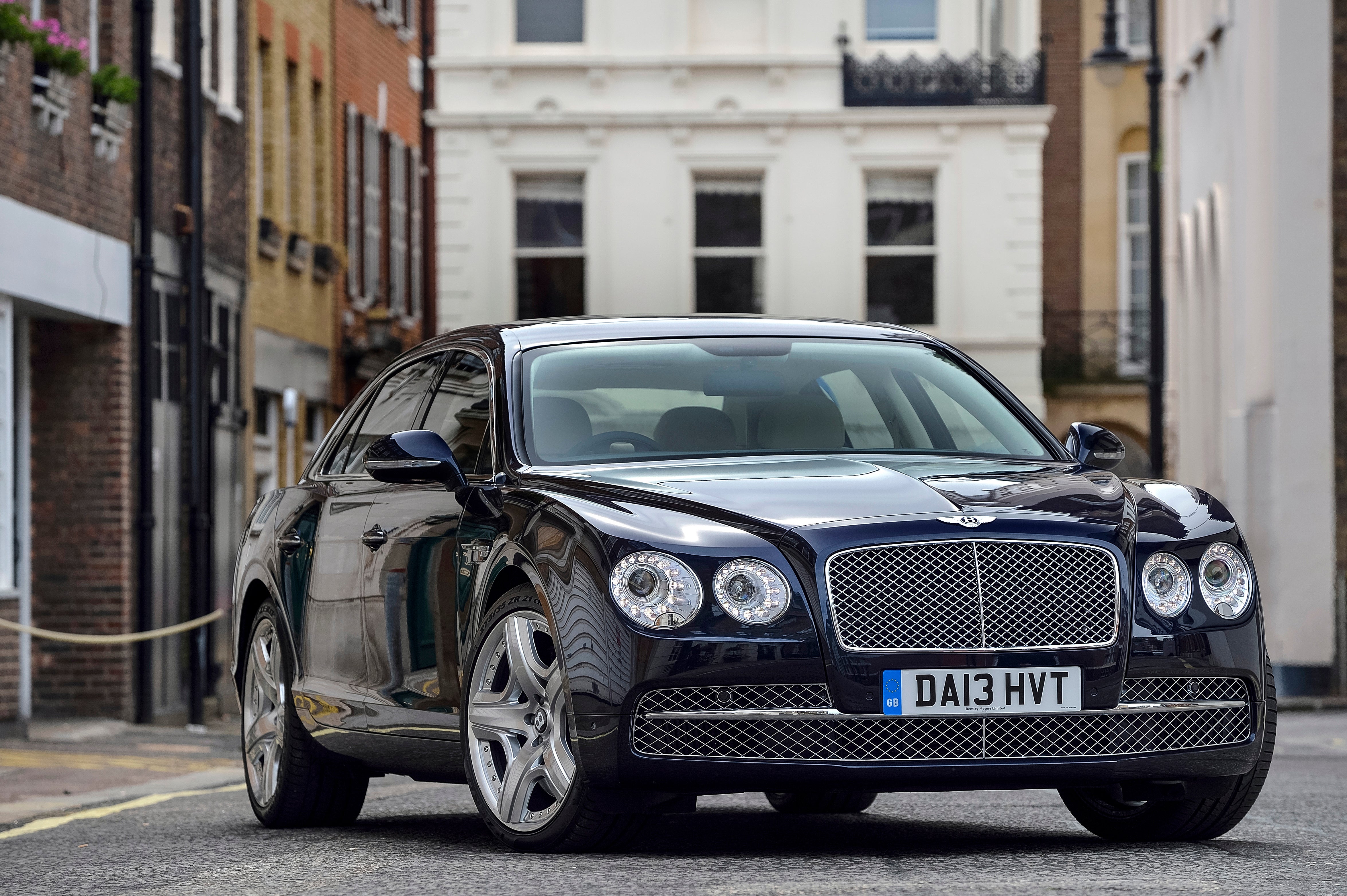 Bentley Flying Spur Exterior Front